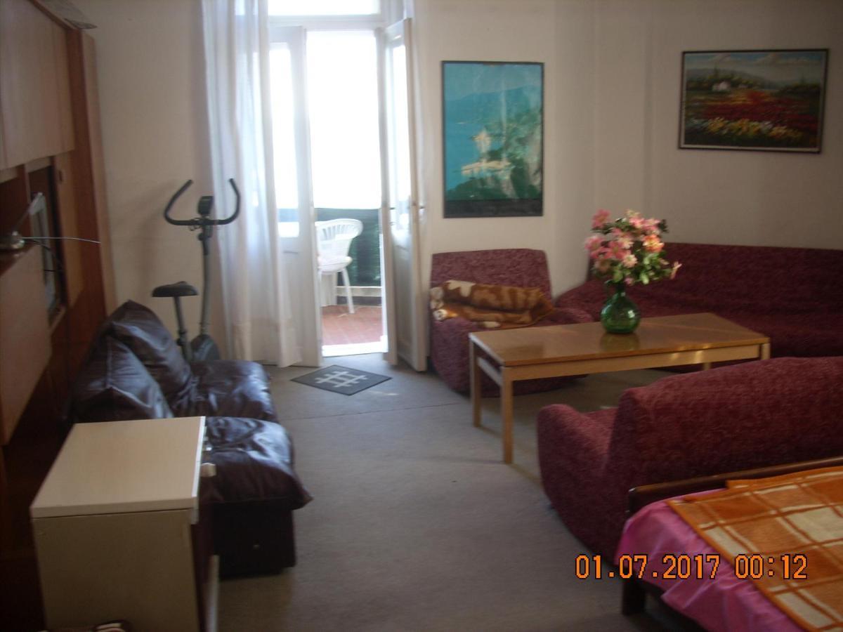 Apartment At Sea Lovran Exterior photo